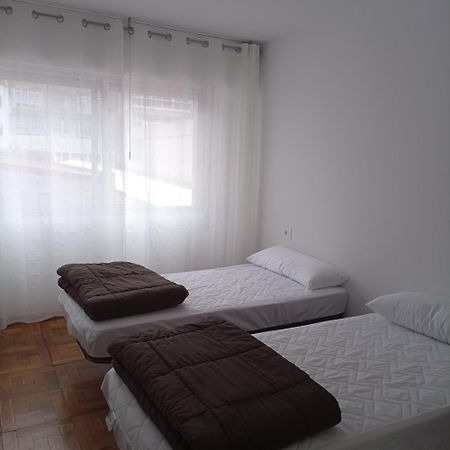 Albergue Lalin Centro Luaran gambar