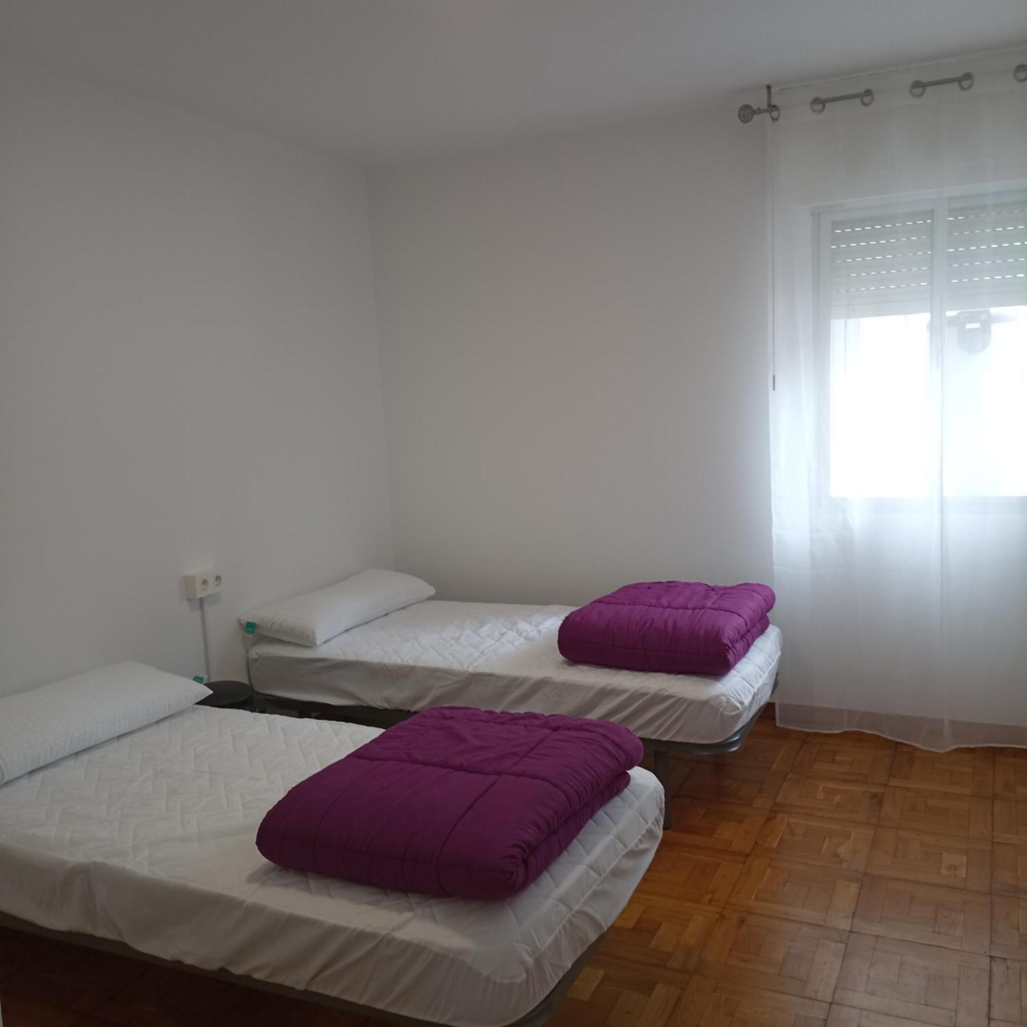 Albergue Lalin Centro Luaran gambar