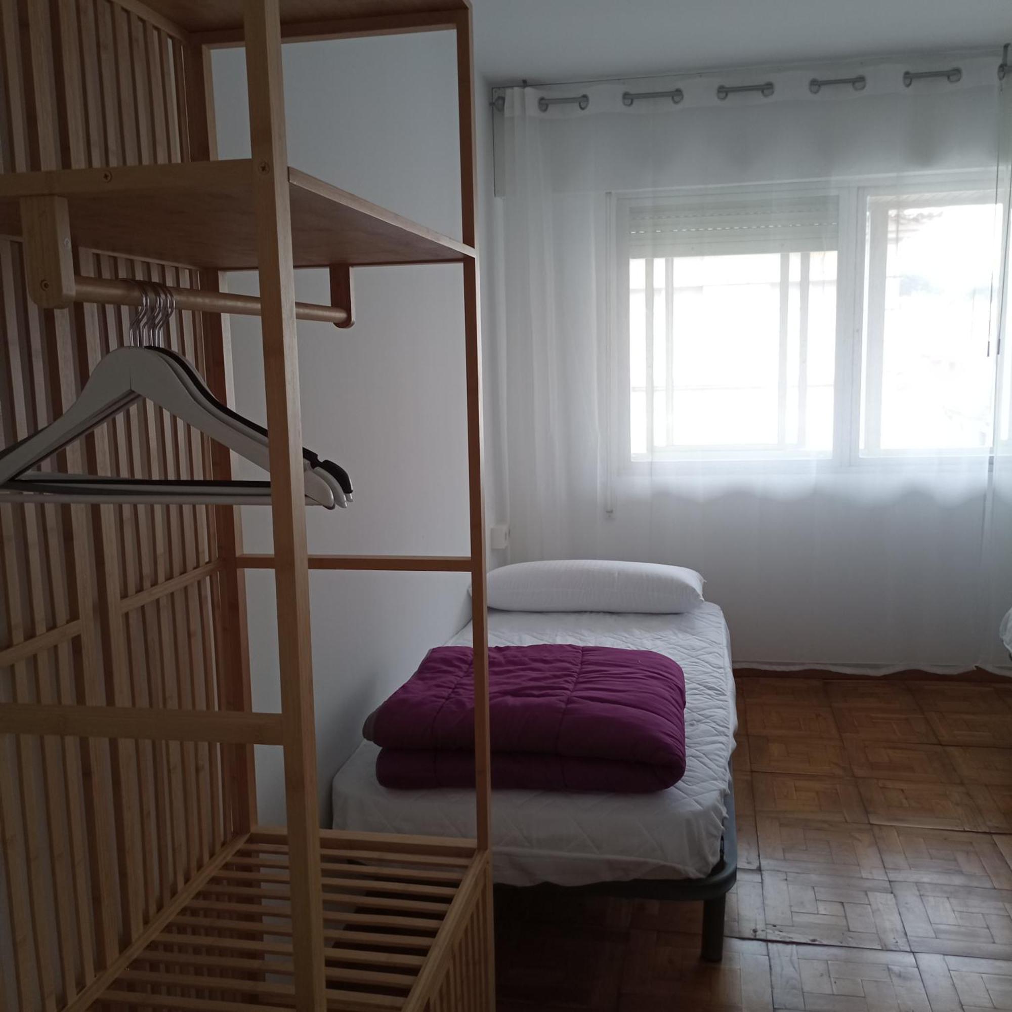 Albergue Lalin Centro Luaran gambar