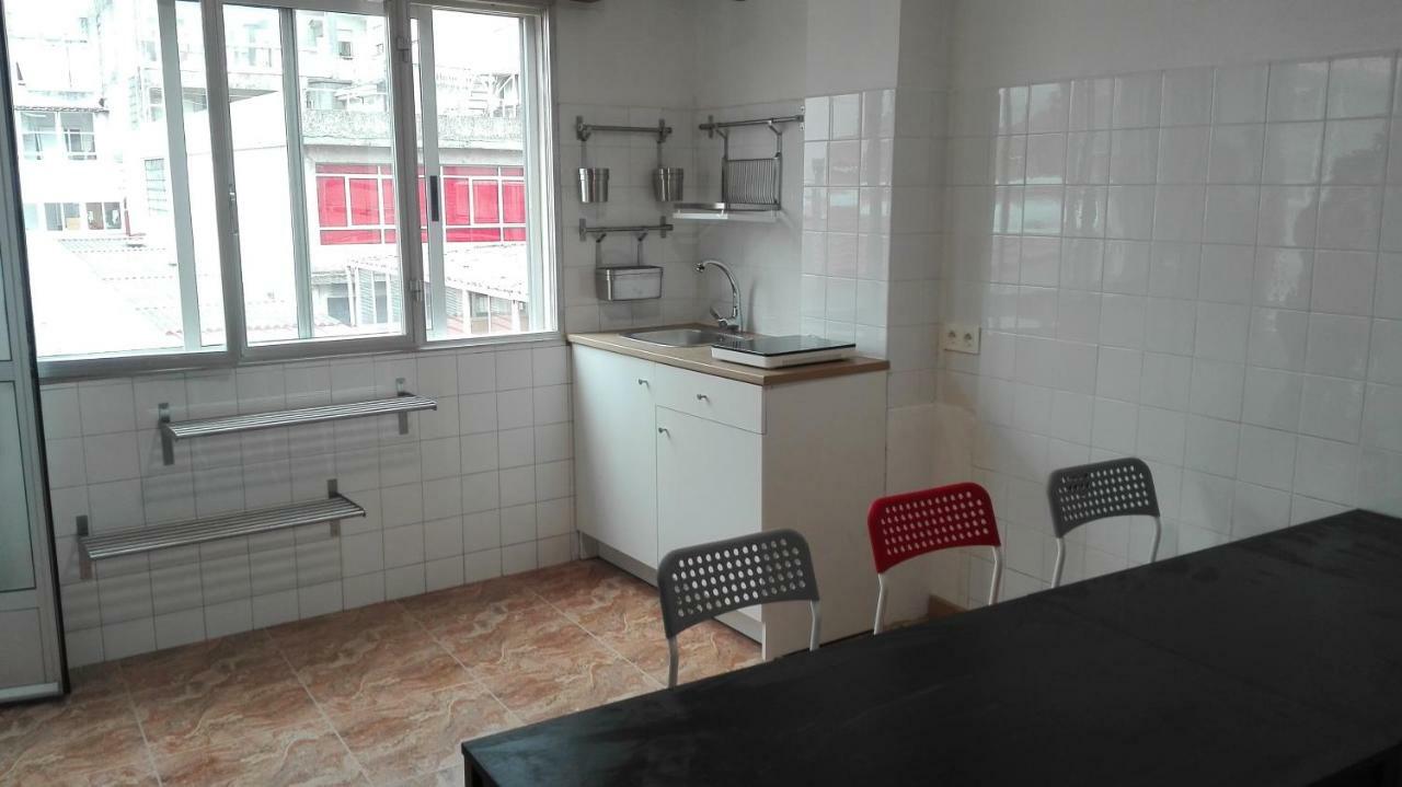 Albergue Lalin Centro Luaran gambar